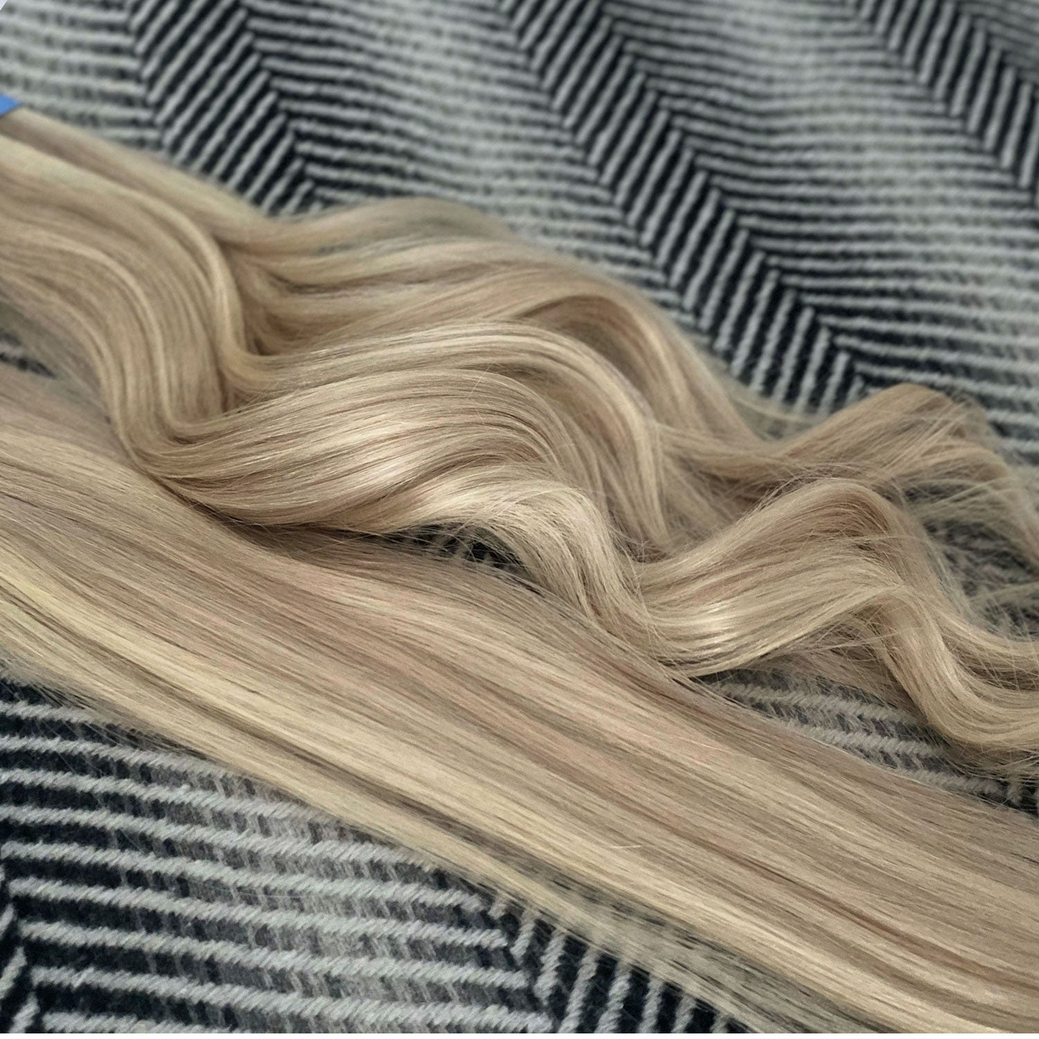 Weft Hair Extensions #18a/1001 Ash Blonde Mix 25" SALE 70 Grams