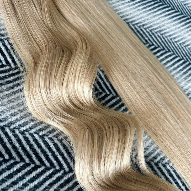 Weft Hair Extensions #51 Champagne Blonde 17" 60 Grams