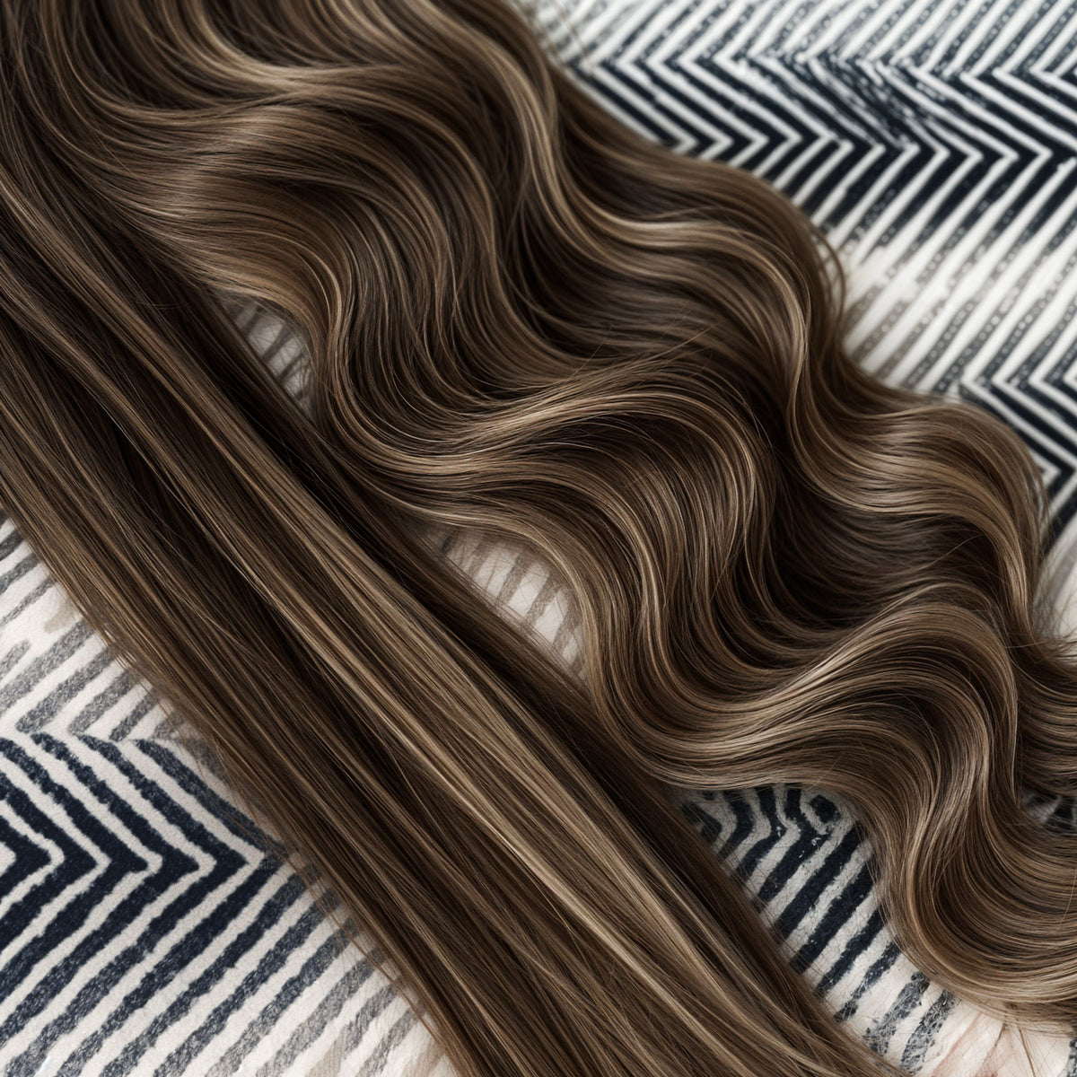 Hair Extensions Shade sample