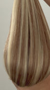 Nano Hair Extensions #10/613 Caramel & Bleach Blonde Highlights