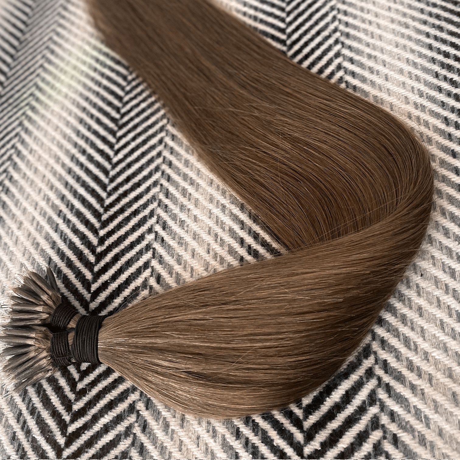 Tape Hair Extensions 25" #8 Cinnamon Brown